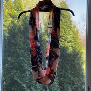 LANDS END Floral Chase scarf. Blue, coral, light pink